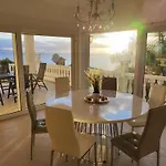 In El Mit Grossem Pool Und Meerblick By Interhome بيت للعطل