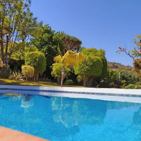 Holiday home In El Mit Grossem Pool Und Meerblick By Interhome Sauzal