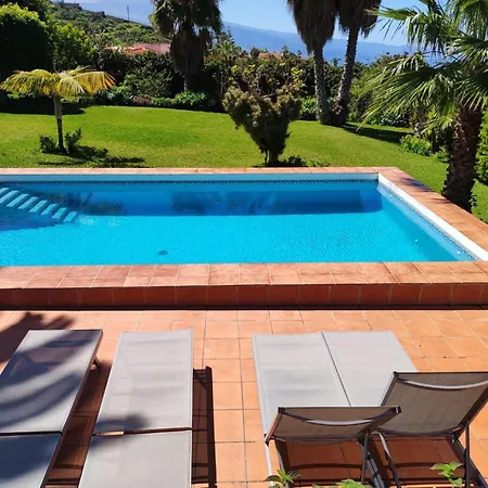 In El Mit Grossem Pool Und Meerblick By Interhome Holiday home *