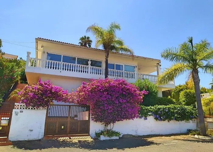 In El Mit Grossem Pool Und Meerblick By Interhome * Sauzal