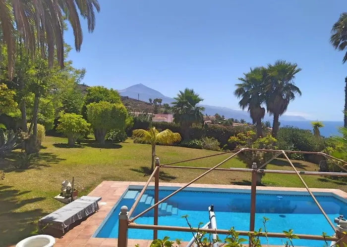 In El Mit Grossem Pool Und Meerblick By Interhome * El Sauzal