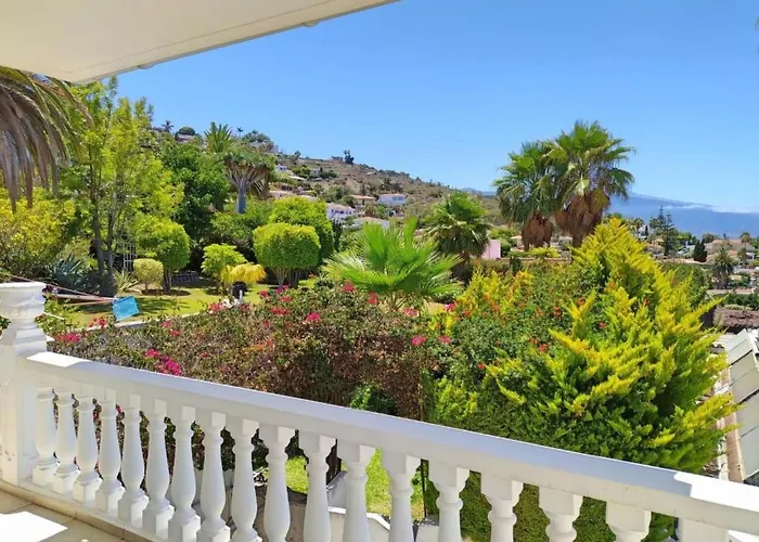 In El Mit Grossem Pool Und Meerblick By Interhome Holiday home