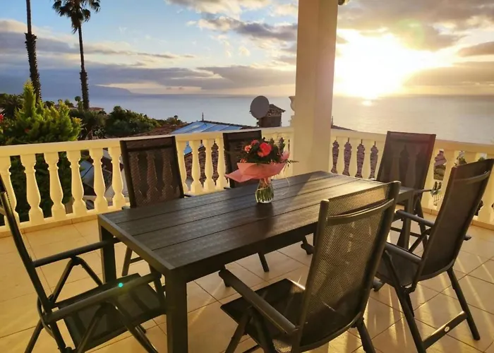 In El Mit Grossem Pool Und Meerblick By Interhome Holiday home