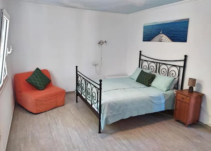 In El Mit Grossem Pool Und Meerblick By Interhome *