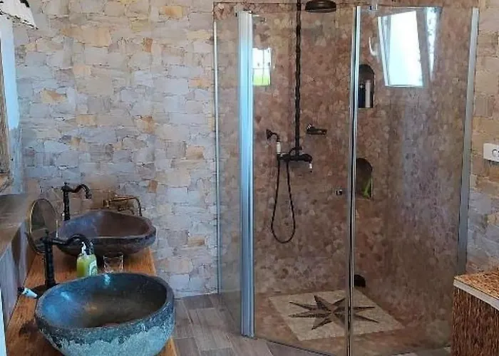 Holiday home In El Mit Grossem Pool Und Meerblick By Interhome